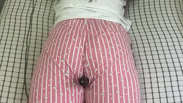 Snapshot of Ceyceys chatting on December 18, 10:52 am Ceyceys online show from December 18, 10:52 am