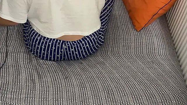 Snapshot of Ceyceys chatting on December 5, 10:14 am Ceyceys online show from December 5, 10:14 am