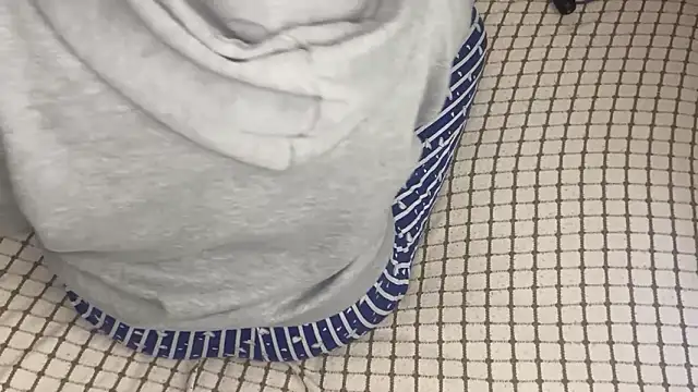 Snapshot of Ceyceys chatting on December 17, 9:36 am Ceyceys online show from December 17, 9:36 am