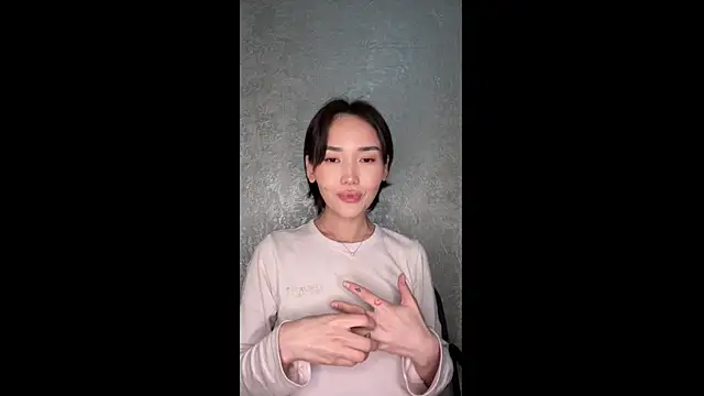sweet adelin online show from May 26, 8:51 pm