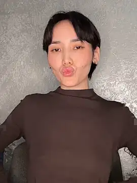 sweet adelin online show from March 15, 5:42 pm