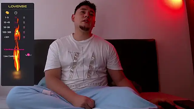 dap XOXO online show from February 14, 8:15 pm