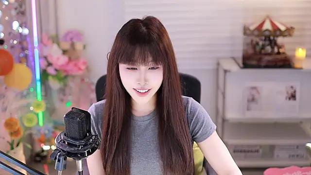 SleepArtist online show from December 5, 8:13 am