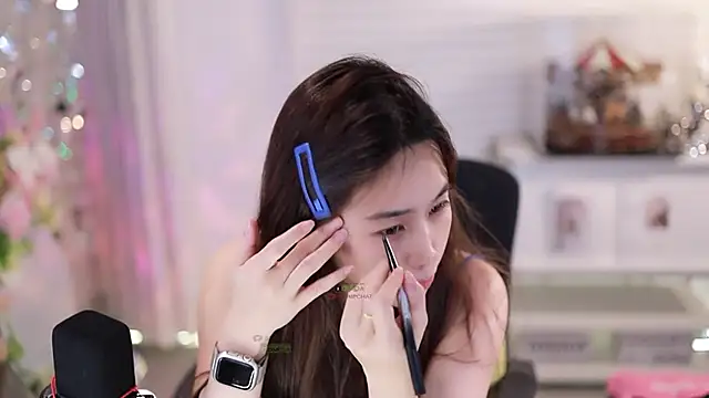 SleepArtist online show from March 28, 4:52 pm