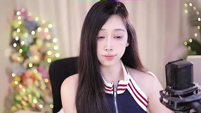 Snapshot of SleepArtist chatting on February 19, 4:22 pm SleepArtist online show from February 19, 4:22 pm