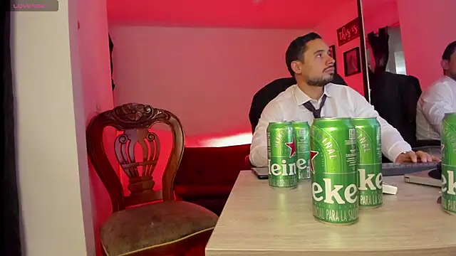 Snapshot of thesexlawyer1 chatting on November 4, 8:29 am thesexlawyer1 online show from November 4, 8:29 am