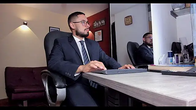 thesexlawyer1 online show from February 25, 3:18 am