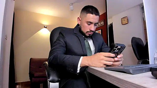 thesexlawyer1 online show from April 14, 5:01 am