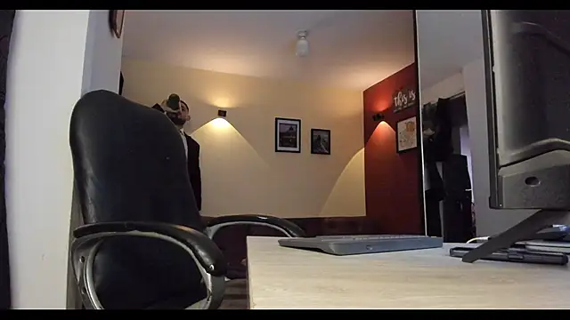 Snapshot of thesexlawyer1 chatting on December 3, 8:19 pm thesexlawyer1 online show from December 3, 8:19 pm