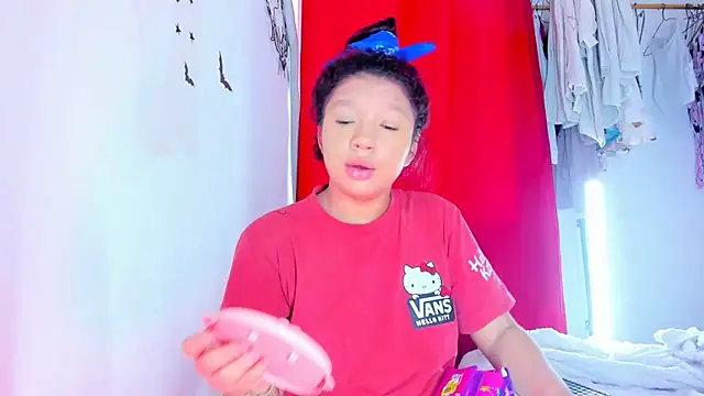 Emily Coper18 online show from December 19, 1:46 pm