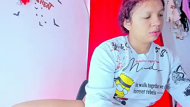 Emily Coper18 online show from October 27, 1:12 pm