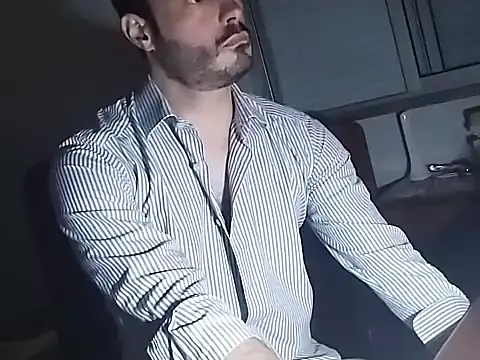 Snapshot of Semmm_ chatting on March 3, 8:27 pm Semmm online show from March 3, 8:27 pm