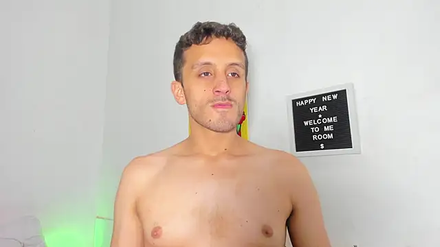 CorbinxHalle online show from January 5, 12:31 am