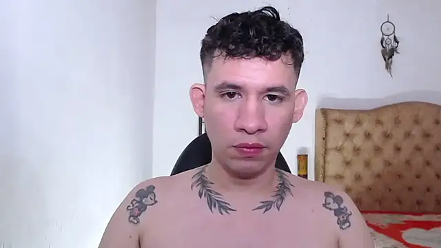 cute eidenx online show from May 21, 5:32 pm