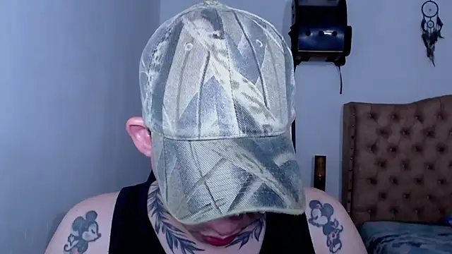 cute eidenx online show from May 15, 10:52 pm