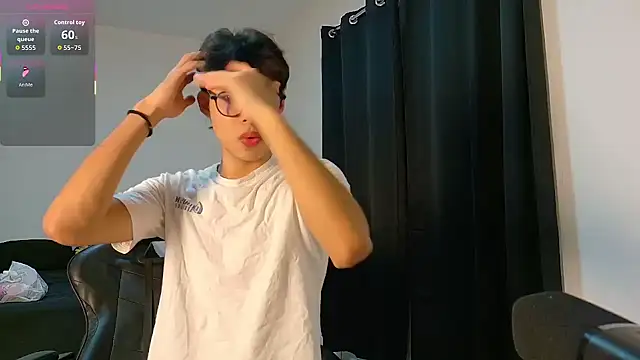 Snapshot of Jacotnk chatting on November 25, 3:51 am Jacotnk online show from November 25, 3:51 am