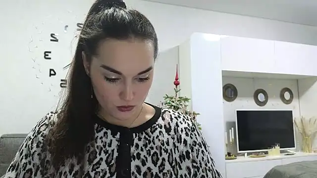 me lissa sun13 online show from December 29, 12:55 pm