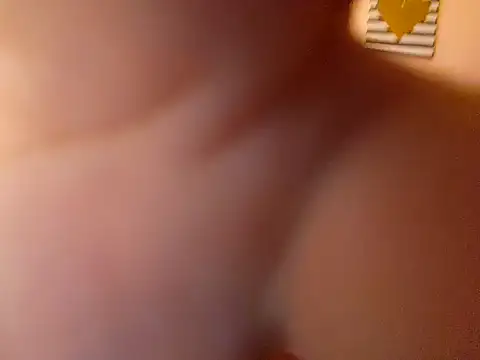 Blanquitaaa online show from December 1, 9:20 pm