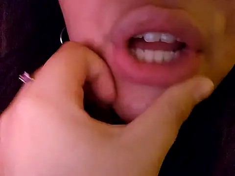 Blanquitaaa online show from March 12, 7:58 pm