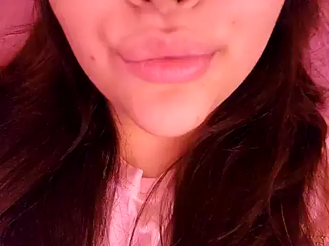 Blanquitaaa online show from December 4, 6:00 pm