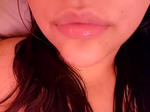 Blanquitaaa online show from December 19, 7:29 pm