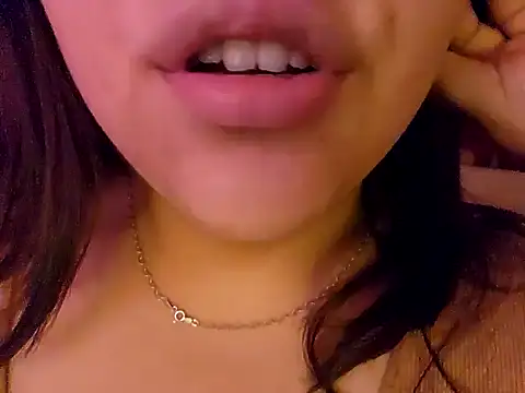 Blanquitaaa online show from December 7, 7:27 pm