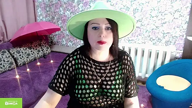 Snapshot of Julia-ru chatting on October 28, 8:08 pm Julia-ru online show from October 28, 8:08 pm