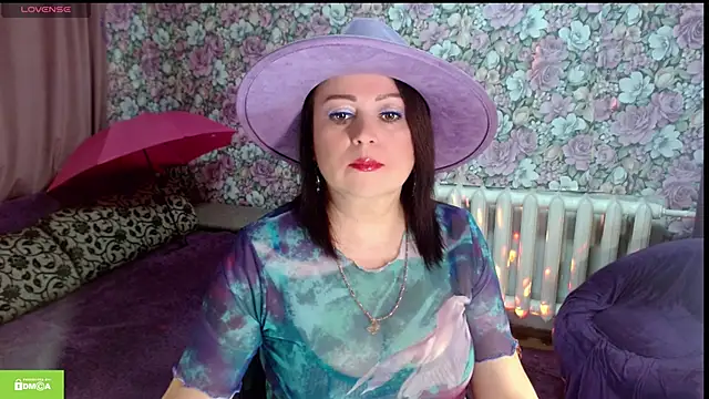 Snapshot of Julia-ru chatting on June 6, 9:31 pm Julia-ru online show from June 6, 9:31 pm