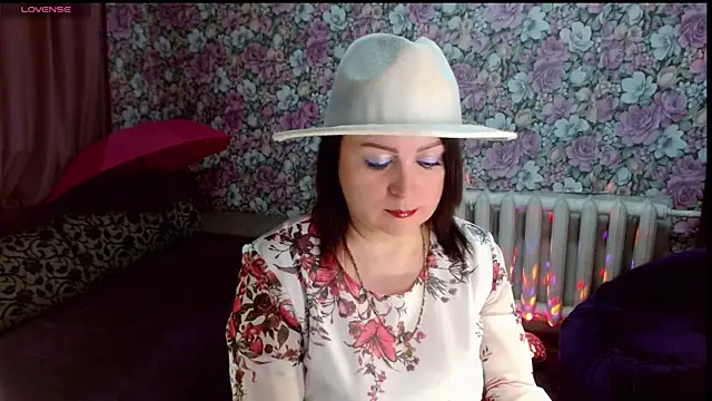 Snapshot of Julia-ru chatting on May 15, 9:13 pm Julia-ru online show from May 15, 9:13 pm