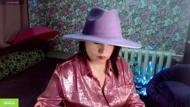 Snapshot of Julia-ru chatting on December 13, 9:32 pm Julia-ru online show from December 13, 9:32 pm