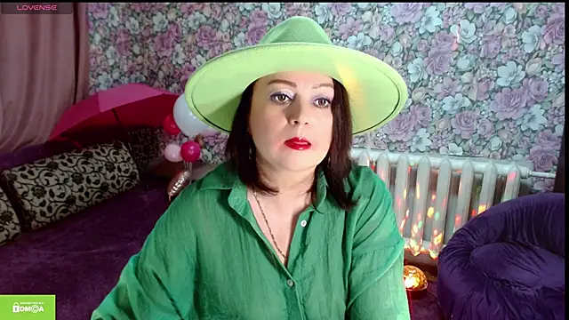 Snapshot of Julia-ru chatting on April 9, 9:10 pm Julia-ru online show from April 9, 9:10 pm