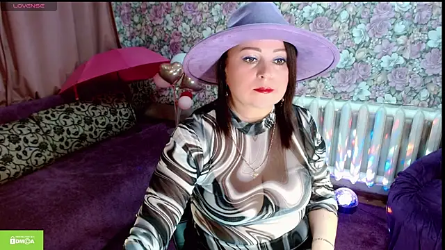 Snapshot of Julia-ru chatting on April 21, 7:42 pm Julia-ru online show from April 21, 7:42 pm