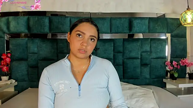 Abril Gomez06 online show from May 6, 8:02 pm