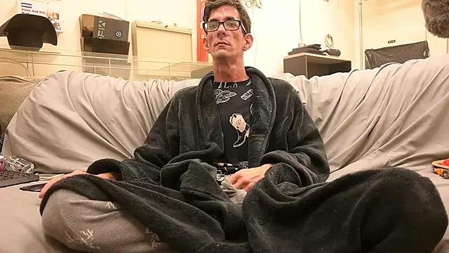 joeiandola online show from April 13, 8:13 pm