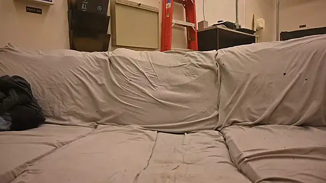 Snapshot of joeiandola chatting on February 2, 5:32 am joeiandola online show from February 2, 5:32 am