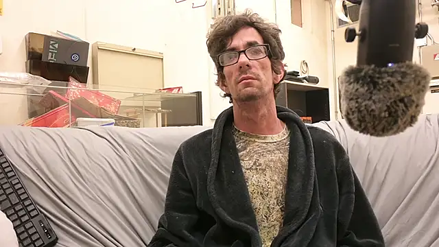 joeiandola online show from February 21, 5:31 am