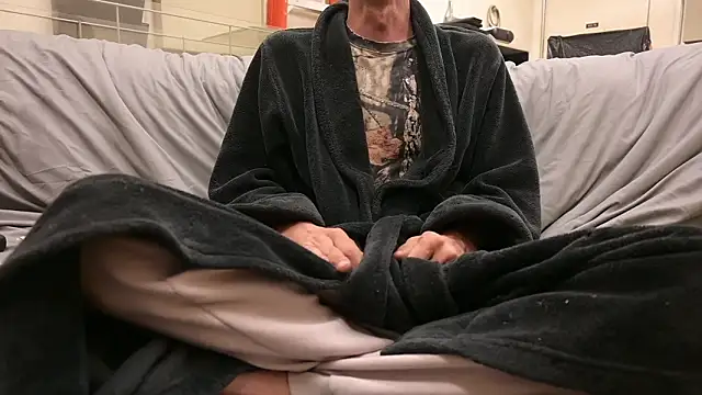 joeiandola online show from March 3, 4:58 pm