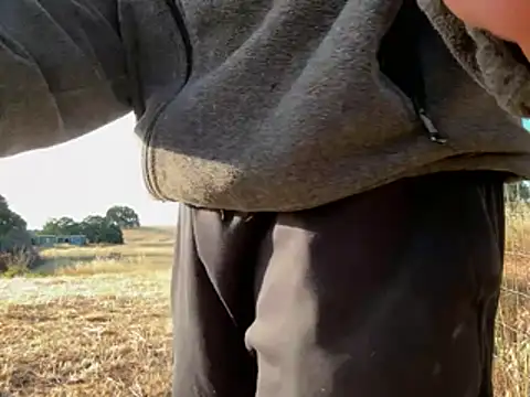 Wayneonmee23 online show from April 13, 2:32 pm