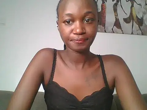 Snapshot of MissLilly1 chatting on June 7, 10:42 am MissLilly1 online show from June 7, 10:42 am