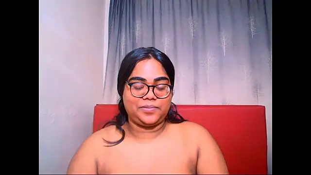 Snapshot of Indian_Lola00 chatting on September 9, 5:22 pm Indian Lola00 online show from September 9, 5:22 pm