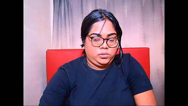 Snapshot of Indian_Lola00 chatting on September 16, 5:58 pm Indian Lola00 online show from September 16, 5:58 pm