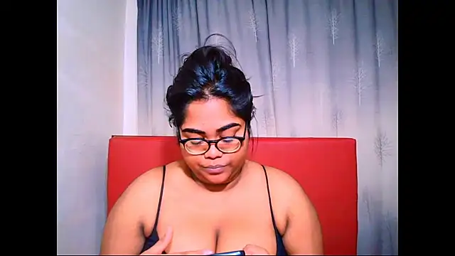 Snapshot of Indian_Lola00 chatting on October 3, 7:26 pm Indian Lola00 online show from October 3, 7:26 pm