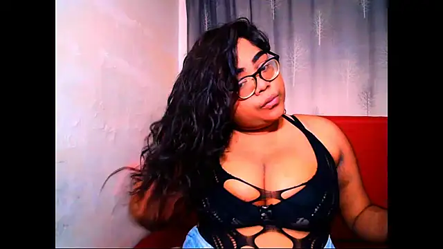 Indian Lola00 online show from December 15, 5:19 pm