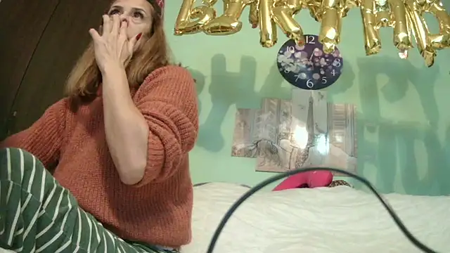 Snapshot of SexyGioconda chatting on September 30, 6:41 am SexyGioconda online show from September 30, 6:41 am