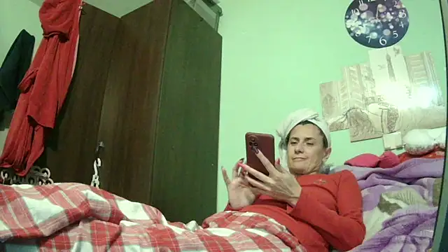 Snapshot of SexyGioconda chatting on April 27, 8:07 pm SexyGioconda online show from April 27, 8:07 pm