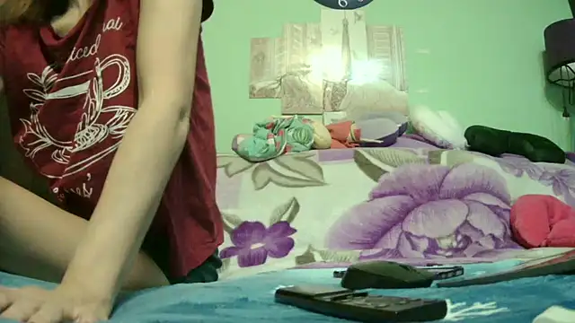 Snapshot of SexyGioconda chatting on April 28, 8:30 am SexyGioconda online show from April 28, 8:30 am