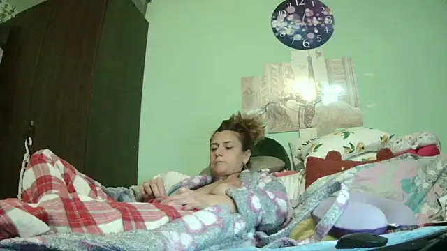 Snapshot of SexyGioconda chatting on April 30, 8:49 pm SexyGioconda online show from April 30, 8:49 pm