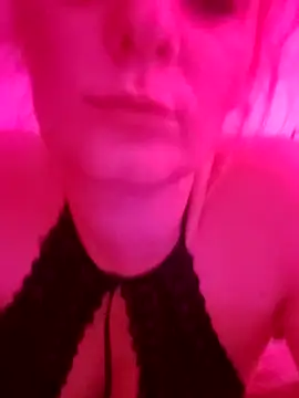 Snapshot of Wendyx666_Pika chatting on October 5, 9:16 pm Wendyx666 Pika online show from October 5, 9:16 pm