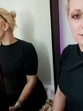 Snapshot of Wendyx666_Pika chatting on October 6, 9:43 am Wendyx666 Pika online show from October 6, 9:43 am