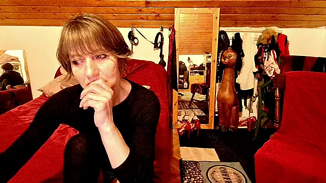 Hot Colettte online show from February 10, 10:09 pm